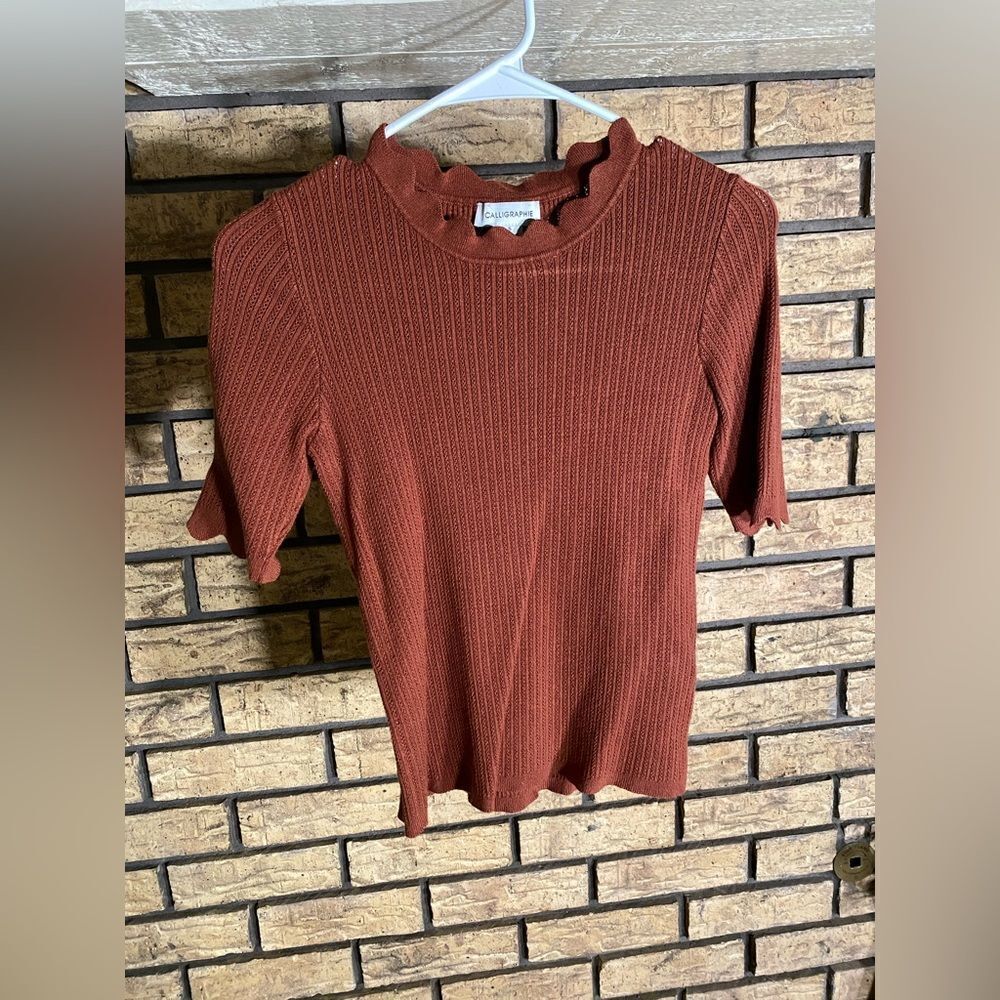 ‎Rust colored calligraphie blouse